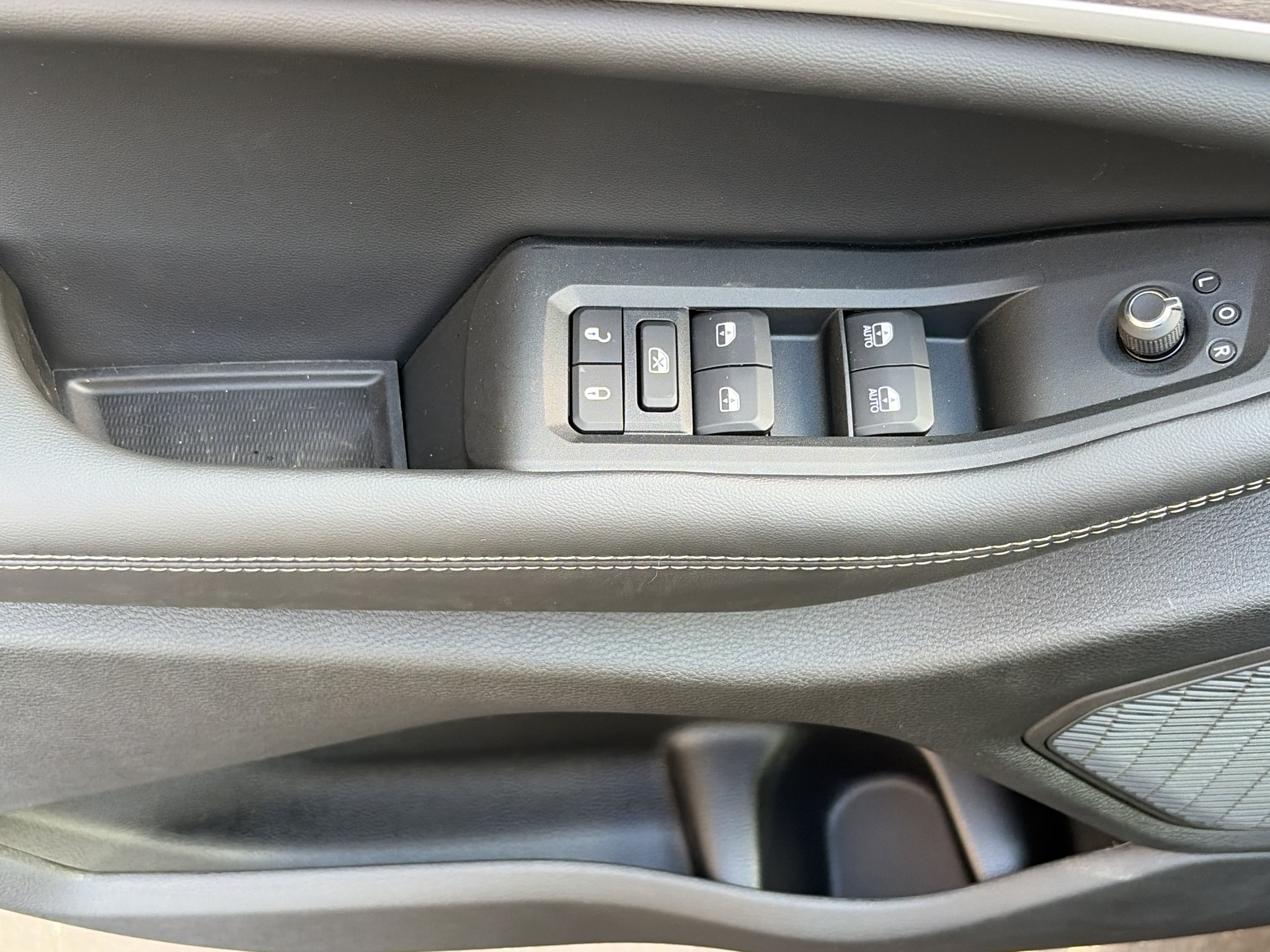 New 2027 Jeep Grand Cherokee L 4WD image 12