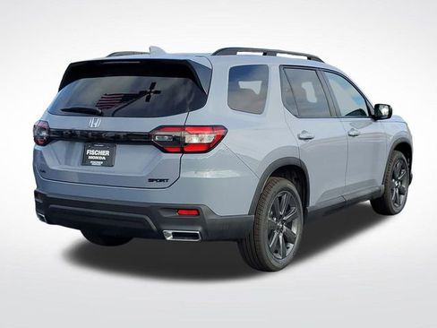 New 2025 Honda Pilot Sport image 3