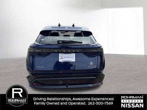 Used 2024 Nissan Ariya AWD image 6