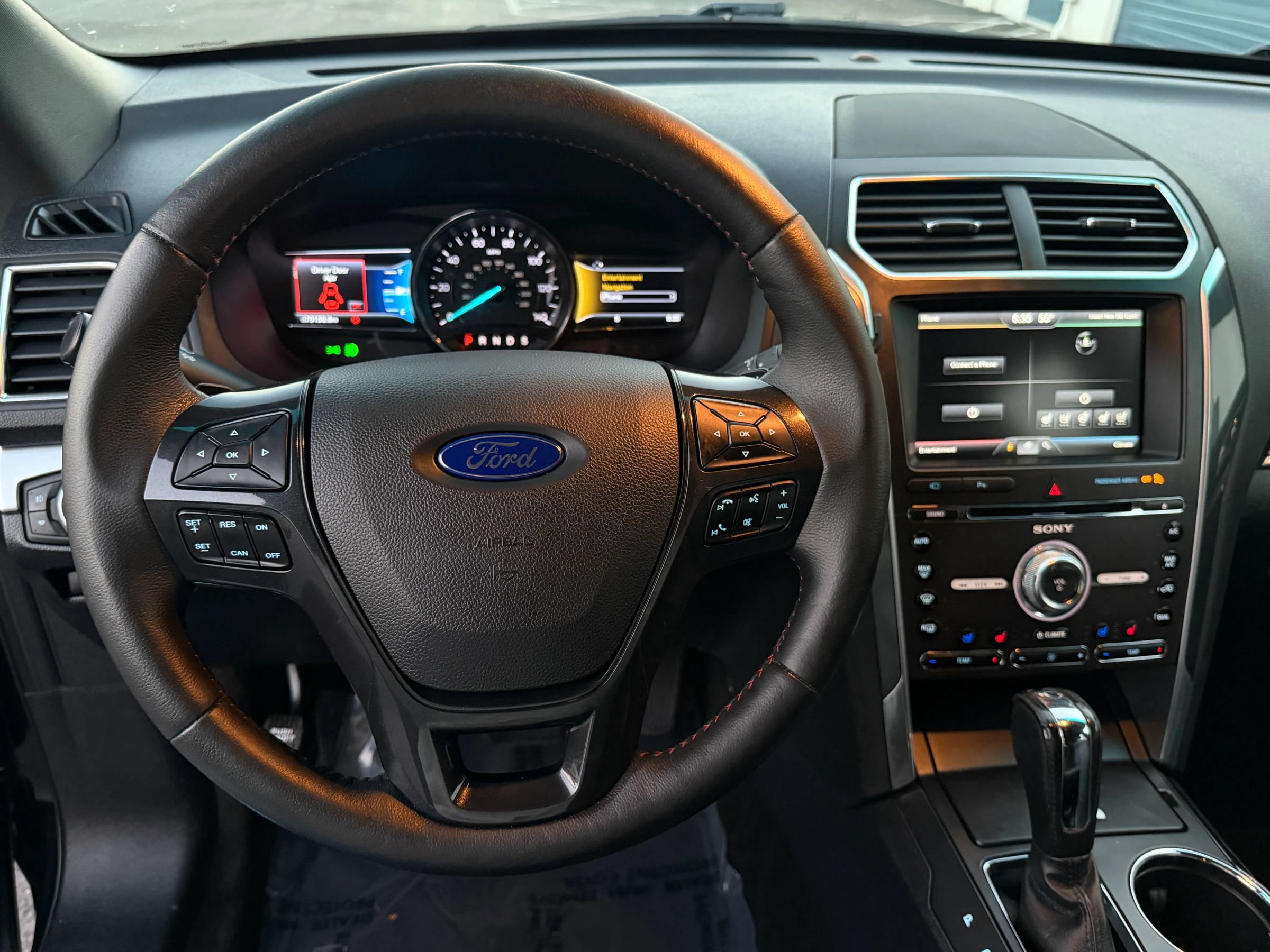Used 2016 Ford Explorer Sport w/ Equipment Group 401A AWD/4WD image 8