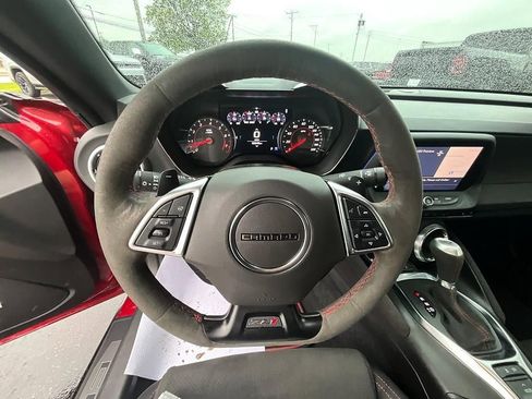 Used 2021 Chevrolet Camaro ZL1 RWD image 32