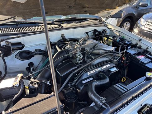 Used 1999 Toyota Tacoma 4x4 Xtracab V6 image 18
