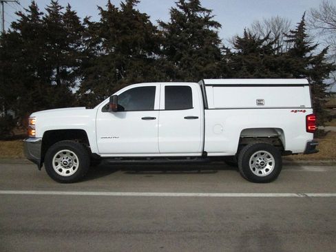Used 2018 Chevrolet Silverado 2500 W/T w/ WT Fleet Convenience Package AWD/4WD image 11