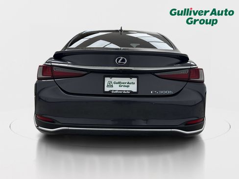 Used 2022 Lexus ES 300h w/ Premium Package FWD image 7