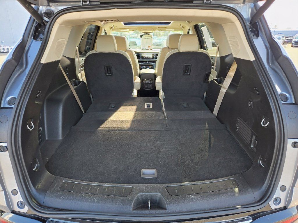 Used 2020 Buick Enclave Premium w/ Sun and Sites Package FWD image 24