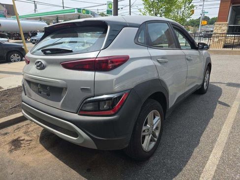 Used 2023 Hyundai Kona SE AWD/4WD image 4
