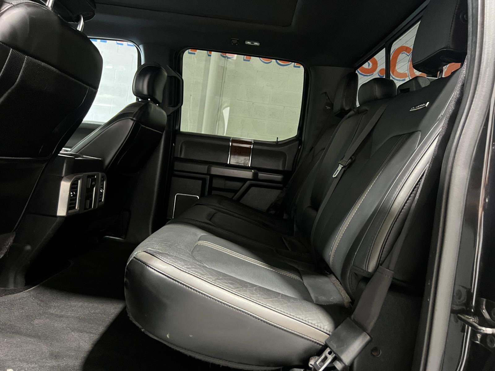 Used 2015 Ford F150 Platinum w/ Equipment Group 701A Luxury AWD/4WD image 13