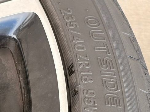 Used 2017 Volvo S60 T5 Inscription Platinum FWD image 4
