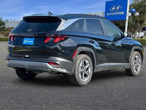 New 2026 Hyundai Tucson SEL FWD image 2