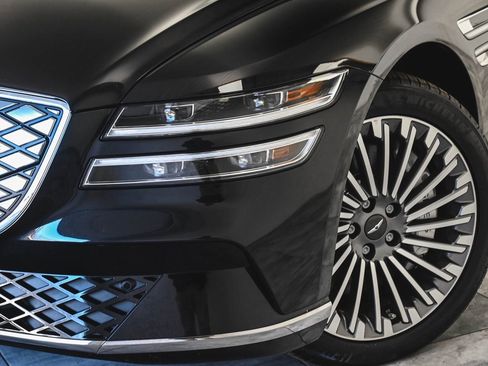 Used 2024 Genesis G80 image 39