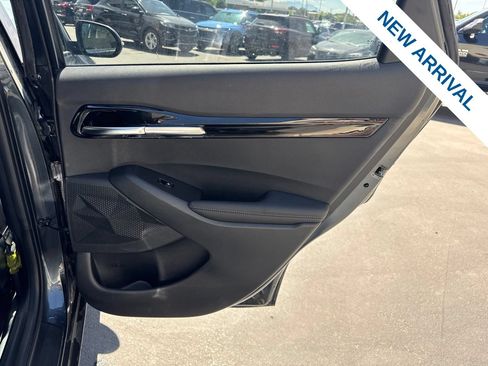 Used 2024 Kia Seltos EX AWD/4WD image 12