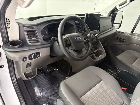 Used 2023 Ford Transit 350 XLT RWD image 15