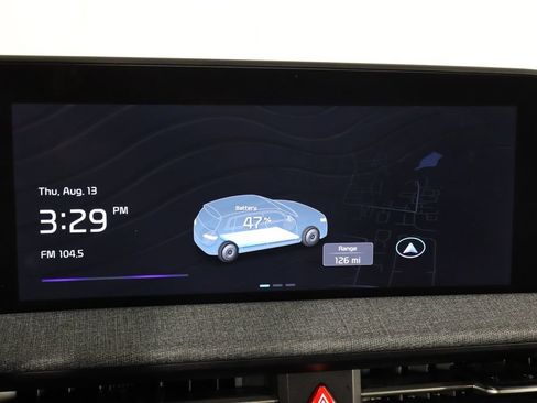 Used 2023 Kia EV6 Wind RWD image 32