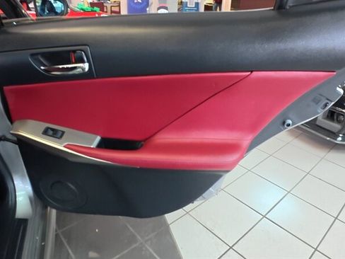 Used 2015 Lexus IS 350 image 27