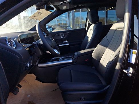 New 2025 Mercedes-Benz GLA 250 4MATIC image 13