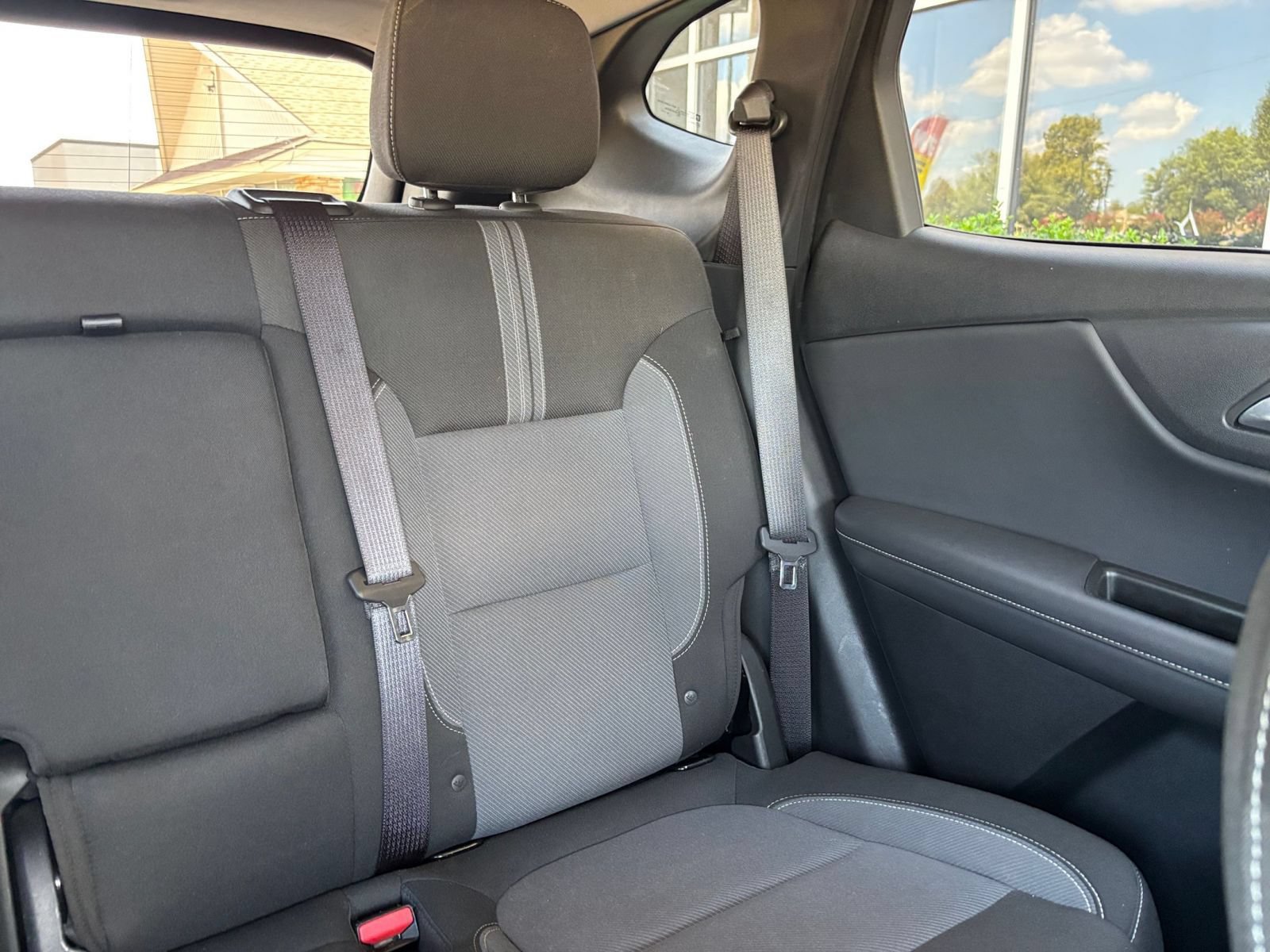 Used 2025 Chevrolet Blazer LT FWD image 38