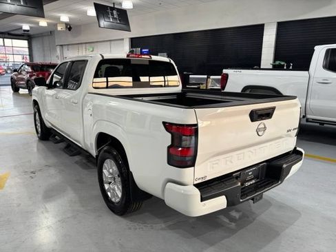 Used 2024 Nissan Frontier SV w/ Technology Package AWD/4WD image 6