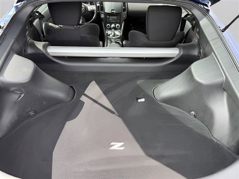 Used 2020 Nissan 370Z Coupe image 18