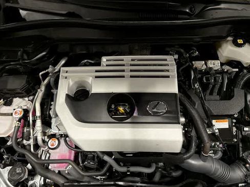 Used 2023 Lexus UX 250h AWD image 12