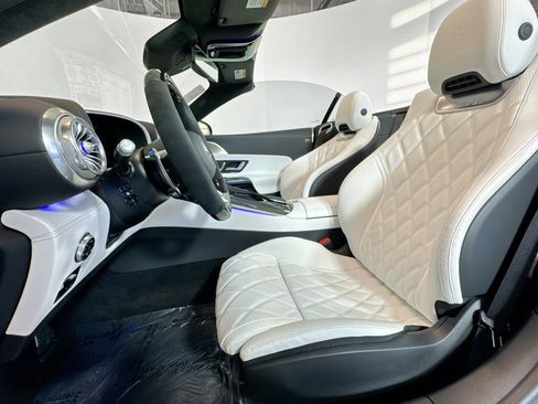 New 2025 Mercedes-Benz SL 63 AMG S e Performance 4MATIC image 18