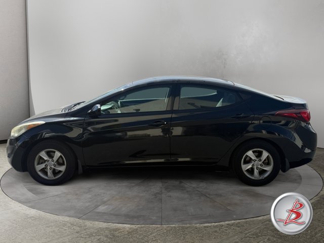 Used 2015 Hyundai Elantra SE FWD image 4