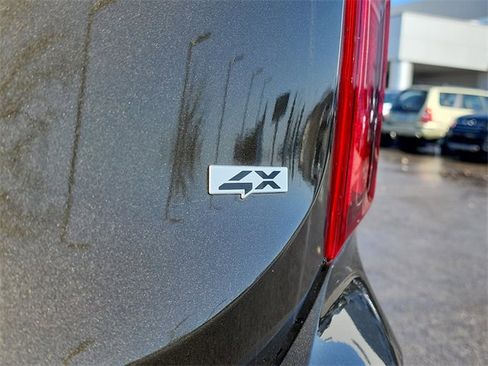 New 2025 Kia Telluride S image 5