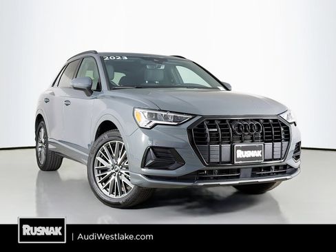 Used 2023 Audi Q3 2.0T Premium w/ Convenience Package AWD/4WD image 1