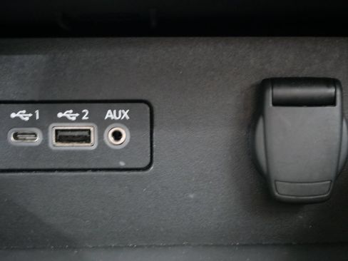 Used 2024 Nissan Altima 2.5 SR FWD image 20