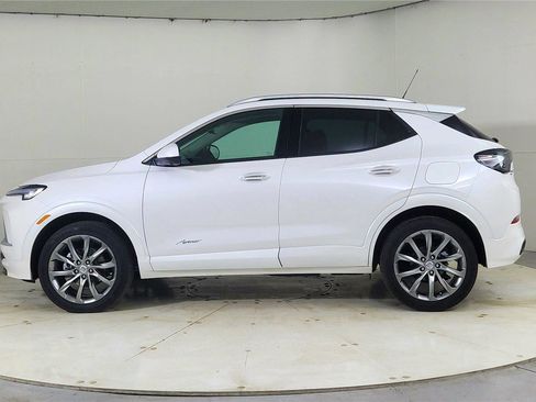Used 2026 Buick Encore GX Avenir w/ Avenir Technology Package image 4