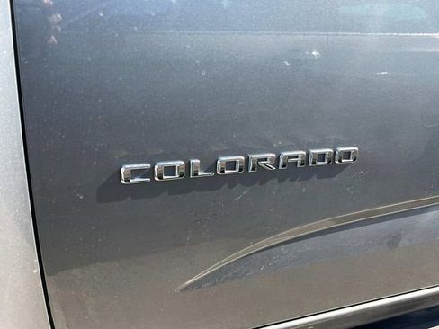 Used 2022 Chevrolet Colorado ZR2 w/ ZR2 Dusk Special Edition image 11