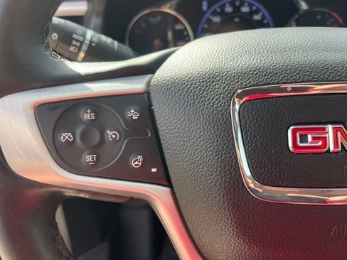 Used 2023 GMC Acadia SLT w/ Elevation Edition FWD image 20