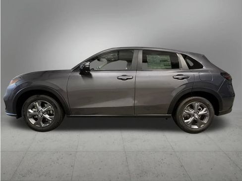 New 2027 Honda HR-V LX image 2
