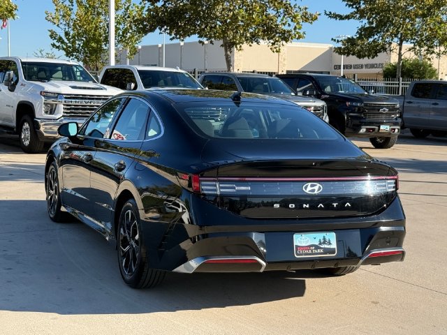 Used 2024 Hyundai Sonata SEL FWD image 5