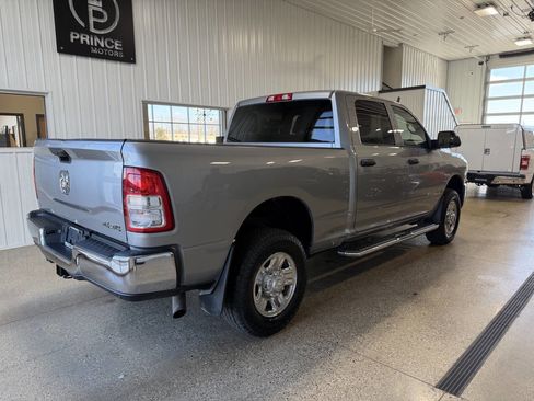 Used 2022 RAM 2500 Tradesman w/ Chrome Appearance Group AWD/4WD image 3