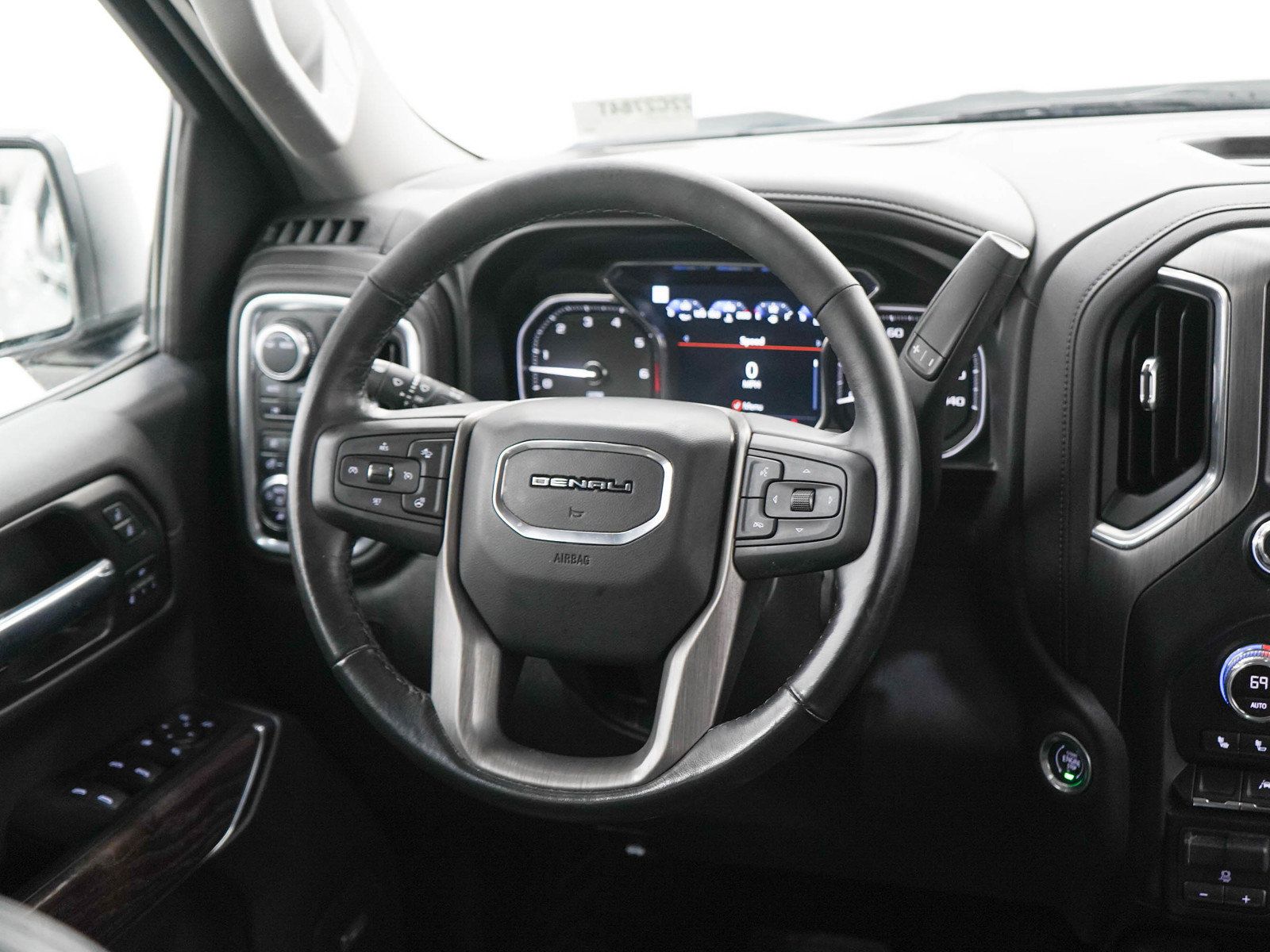 Used 2021 GMC Sierra 1500 Denali w/ Denali Premium Package AWD/4WD image 14
