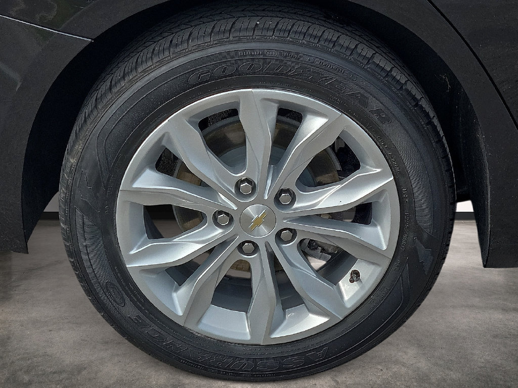 Used 2024 Chevrolet Malibu LT FWD image 7