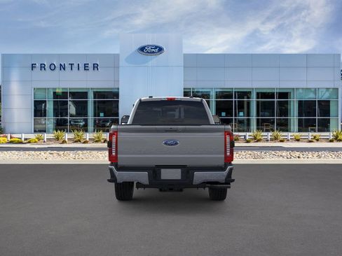 New 2026 Ford F250 4x4 Crew Cab Super Duty image 30