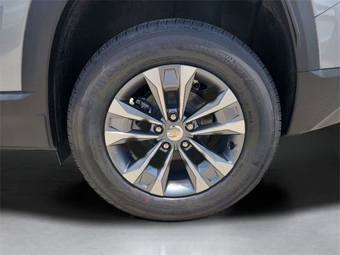 New 2026 Chevrolet Equinox LT image 11