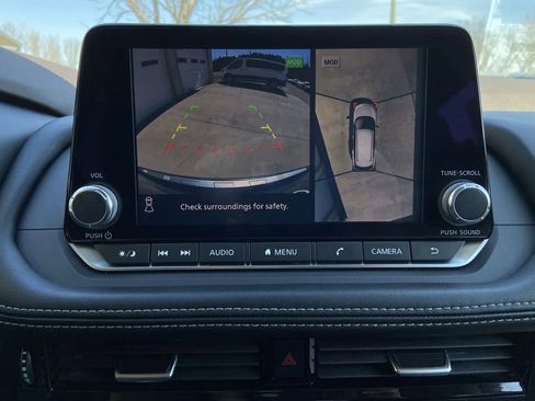 Used 2021 Nissan Rogue SV AWD/4WD image 19