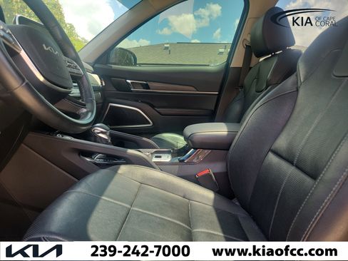 Used 2022 Kia Telluride EX w/ EX Premium Package FWD image 25