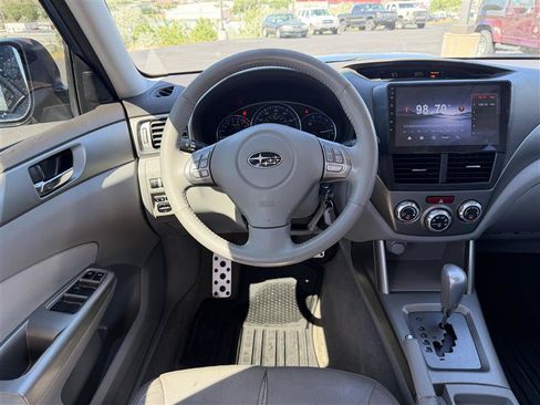 Used 2010 Subaru Forester 2.5XT Limited w/ Popular Equipment Group 4A AWD/4WD image 9
