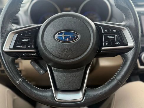 Used 2018 Subaru Outback 2.5i Limited image 19
