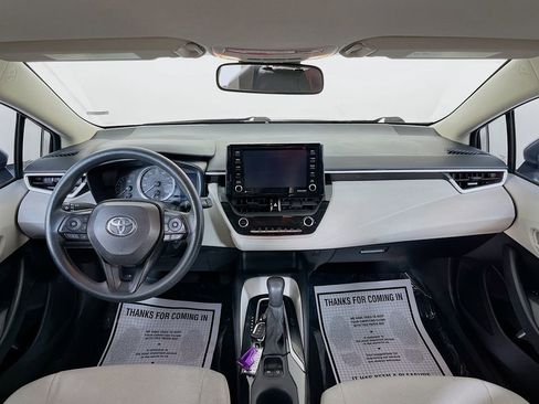 Used 2022 Toyota Corolla LE image 27