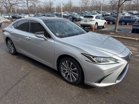 Used 2019 Lexus ES 350 w/ Accessory Package 2 image 6