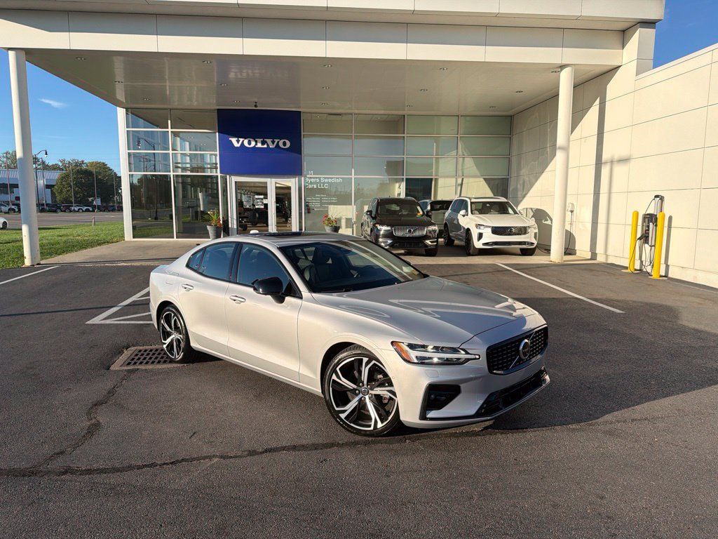Certified 2024 Volvo S60 B5 Plus w/ Climate Package AWD/4WD image 2