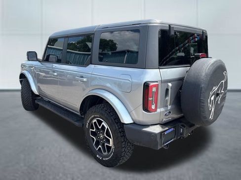 Used 2024 Ford Bronco Outer Banks AWD/4WD image 2