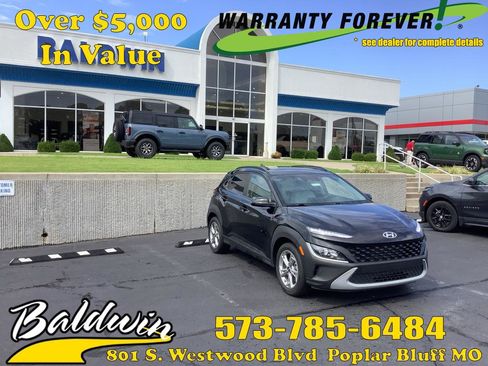 Used 2023 Hyundai Kona SEL w/ Convenience Package image 1