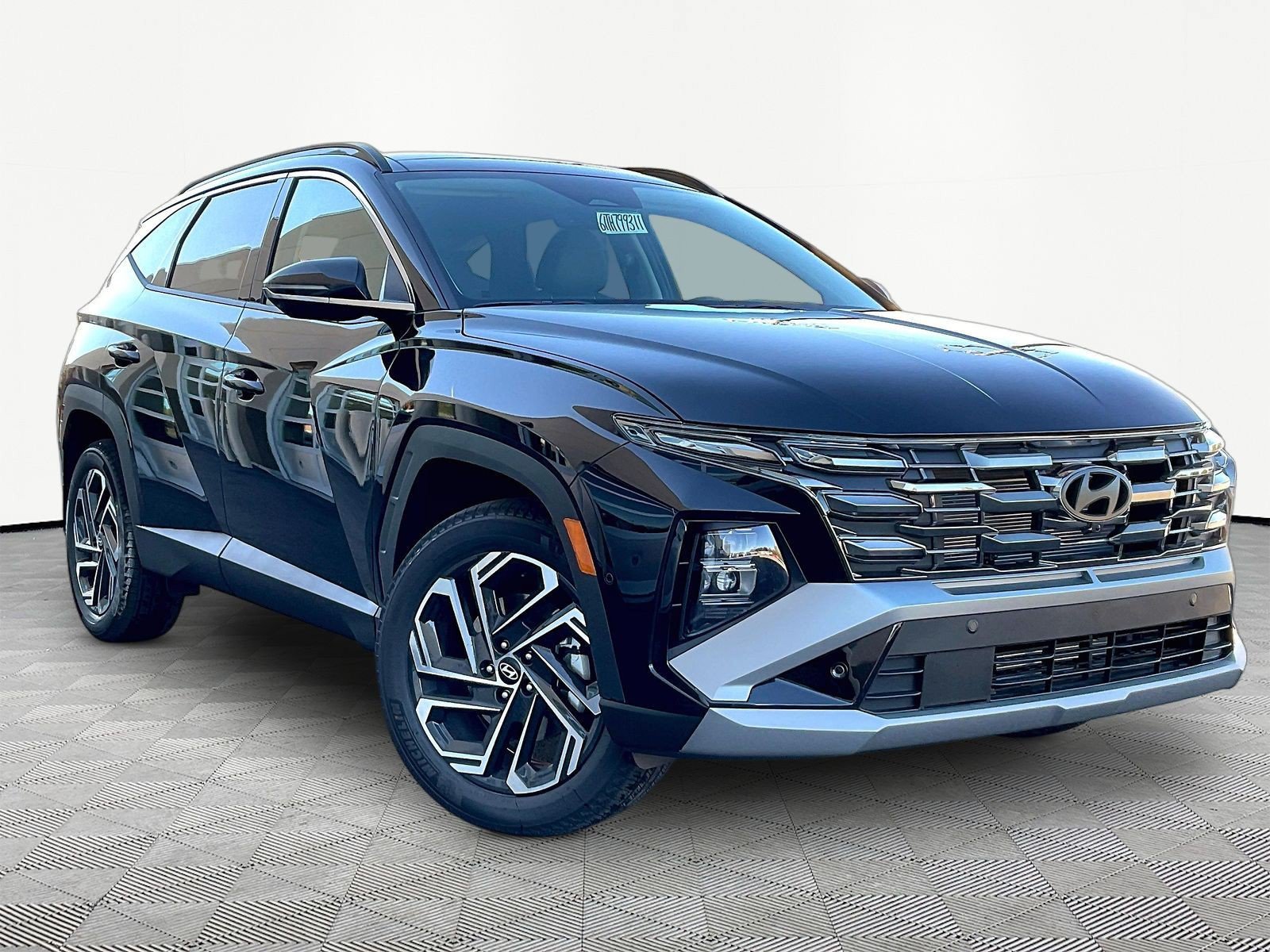 New 2026 Hyundai Tucson Limited AWD/4WD image 3