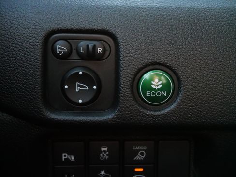 Certified 2025 Honda Ridgeline TrailSport image 27