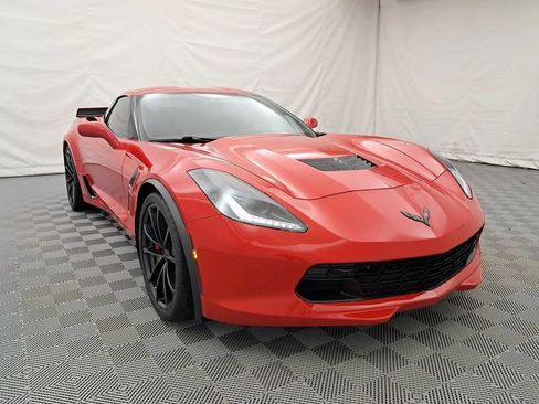 Used 2019 Chevrolet Corvette Grand Sport RWD image 2